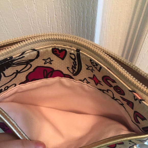 ❗️RARE Coach Poppy Crossbody❗️ - Picture 5 of 8